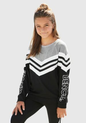 Bench. Sweatshirt